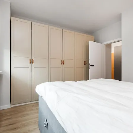 Uroczy ,,Bursztynowy ,, Apartament Blisko Plazy , Parking W Cenie Gdansk Exterior photo